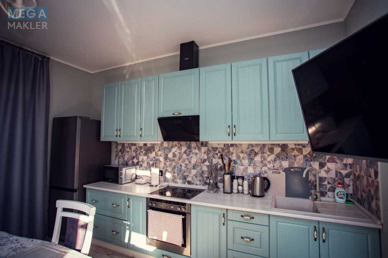 Продаж дома, 2 поверху, 75 кв.м, 3 кімнати, ділянка 1 сотка, <a class="location-link" href="/polyana-selo/" title="Недвижимость Поляна">Поляна</a>, Курортная (изображение 6)