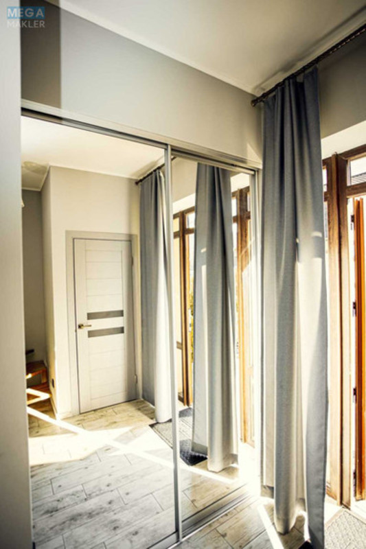 Продаж дома, 2 поверху, 75 кв.м, 3 кімнати, ділянка 1 сотка, <a class="location-link" href="/polyana-selo/" title="Недвижимость Поляна">Поляна</a>, Курортная (изображение 10)