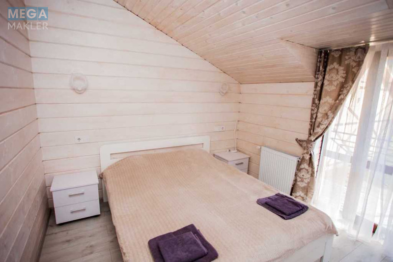 Продаж дома, 2 поверху, 75 кв.м, 3 кімнати, ділянка 1 сотка, <a class="location-link" href="/polyana-selo/" title="Недвижимость Поляна">Поляна</a>, Курортная (изображение 16)