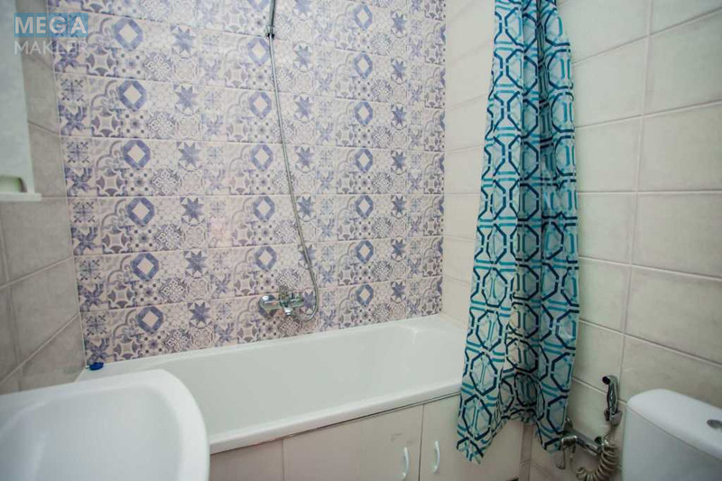 Продаж дома, 2 поверху, 75 кв.м, 3 кімнати, ділянка 1 сотка, <a class="location-link" href="/polyana-selo/" title="Недвижимость Поляна">Поляна</a>, Курортная (изображение 18)
