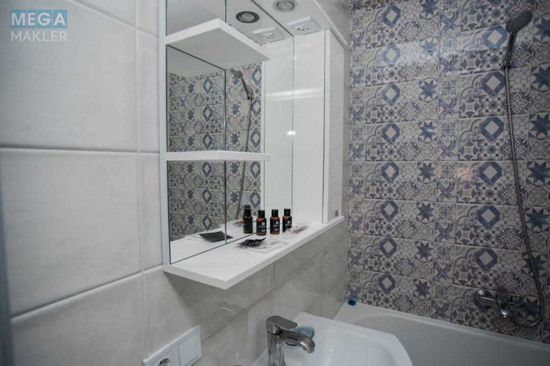 Продаж дома, 2 поверху, 75 кв.м, 3 кімнати, ділянка 1 сотка, <a class="location-link" href="/polyana-selo/" title="Недвижимость Поляна">Поляна</a>, Курортная (изображение 19)