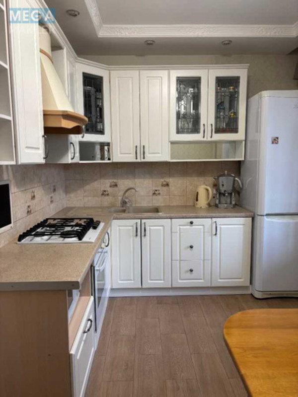 Продаж 3 кімнатної квартири (90/49/11), 2 пов. 10 пов. будинку, <a class="location-link" href="/kiev/" title="Недвижимость Київ">Київ</a>, <a class="location-link" href="/kiev/darnickij/" title="Недвижимость Дарницький район">Дарницький р-н</a>, Бориса Гмирі вул., 13 (изображение 2)