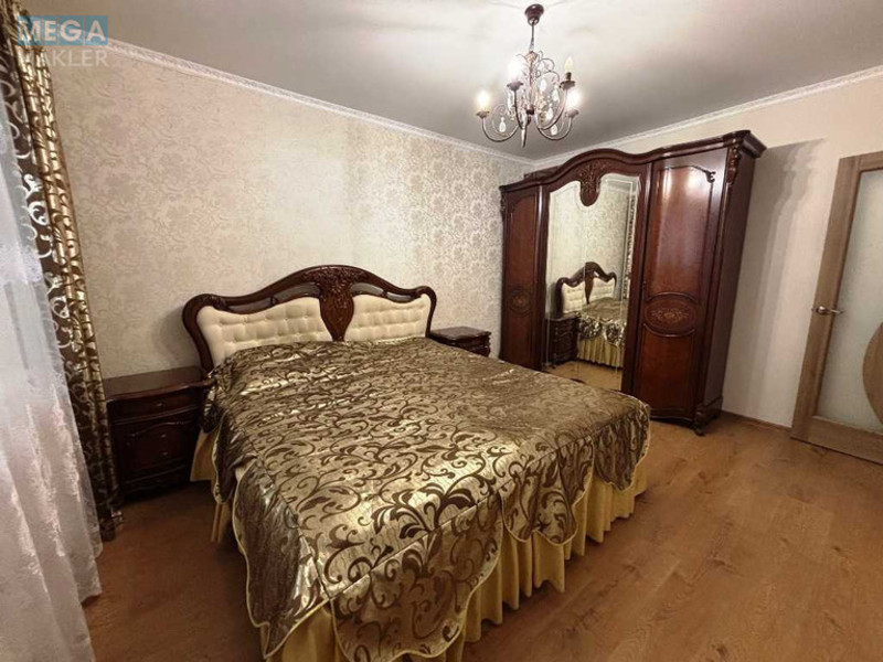 Продаж 3 кімнатної квартири (90/49/11), 2 пов. 10 пов. будинку, <a class="location-link" href="/kiev/" title="Недвижимость Київ">Київ</a>, <a class="location-link" href="/kiev/darnickij/" title="Недвижимость Дарницький район">Дарницький р-н</a>, Бориса Гмирі вул., 13 (изображение 7)