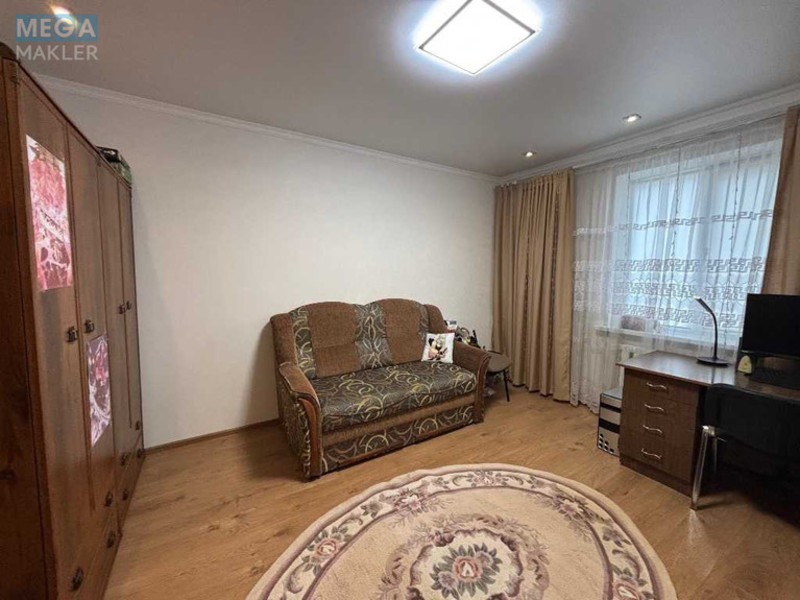 Продаж 3 кімнатної квартири (90/49/11), 2 пов. 10 пов. будинку, <a class="location-link" href="/kiev/" title="Недвижимость Київ">Київ</a>, <a class="location-link" href="/kiev/darnickij/" title="Недвижимость Дарницький район">Дарницький р-н</a>, Бориса Гмирі вул., 13 (изображение 10)