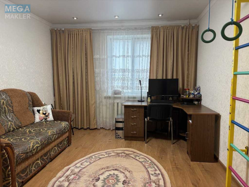 Продаж 3 кімнатної квартири (90/49/11), 2 пов. 10 пов. будинку, <a class="location-link" href="/kiev/" title="Недвижимость Київ">Київ</a>, <a class="location-link" href="/kiev/darnickij/" title="Недвижимость Дарницький район">Дарницький р-н</a>, Бориса Гмирі вул., 13 (изображение 11)