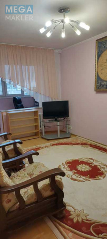 Продаж 3 кімнатної квартири (71/42/8), 11 пов. 16 пов. будинку, <a class="location-link" href="/kiev/" title="Недвижимость Київ">Київ</a>, <a class="location-link" href="/kiev/svyatoshinskij/" title="Недвижимость Святошинський район">Святошинський р-н</a>, Семашко ул., 16 (изображение 7)