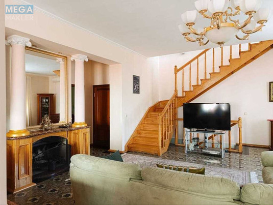 Продаж дома, 2&nbsp;поверху, 325&nbsp;кв.м, 7&nbsp;кімнат, ділянка 7,50&nbsp;соток, <a class="location-link" href="/kiev/" title="Недвижимость Київ">Київ</a>, <a class="location-link" href="/kiev/obolonskij/" title="Недвижимость Оболонський район">Оболонський р-н</a>, Богатирська вул., 30А (изображение 7)