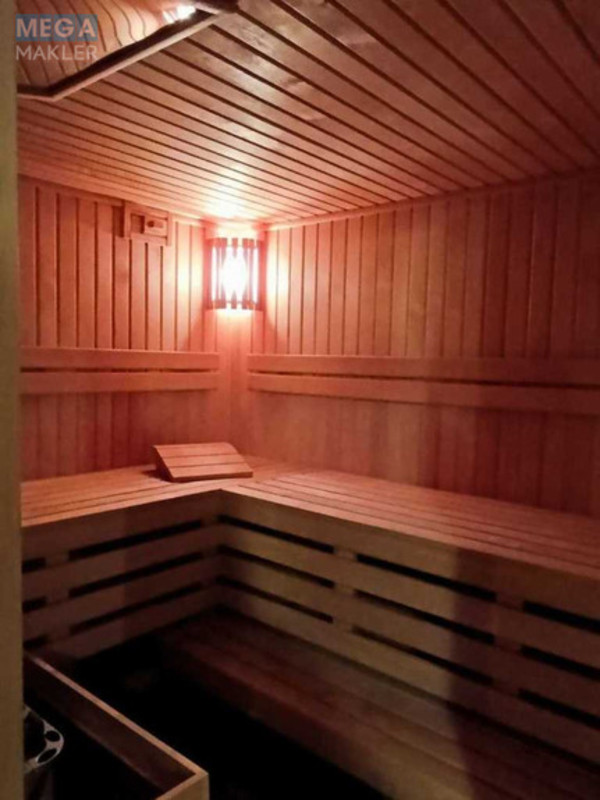 Продаж дома, 2 поверху, 325 кв.м, 7 кімнат, ділянка 7,50 соток, <a class="location-link" href="/kiev/" title="Недвижимость Київ">Київ</a>, <a class="location-link" href="/kiev/obolonskij/" title="Недвижимость Оболонський район">Оболонський р-н</a>, Богатирська вул., 30А (изображение 17)
