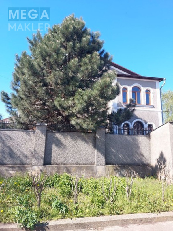 Продаж дома, 2 поверху, 350 кв.м, 5 кімнат, нормальне сост., ділянка 10 соток, <a class="location-link" href="/odessa/" title="Недвижимость Одеса">Одеса</a>, <a class="location-link" href="/odessa/kievskij/" title="Недвижимость Київський район">Київський р-н</a>, абрикосовая (изображение 3)