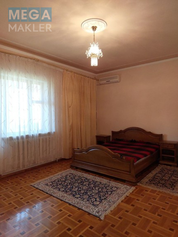 Продаж дома, 2 поверху, 350 кв.м, 5 кімнат, нормальне сост., ділянка 10 соток, <a class="location-link" href="/odessa/" title="Недвижимость Одеса">Одеса</a>, <a class="location-link" href="/odessa/kievskij/" title="Недвижимость Київський район">Київський р-н</a>, абрикосовая (изображение 11)