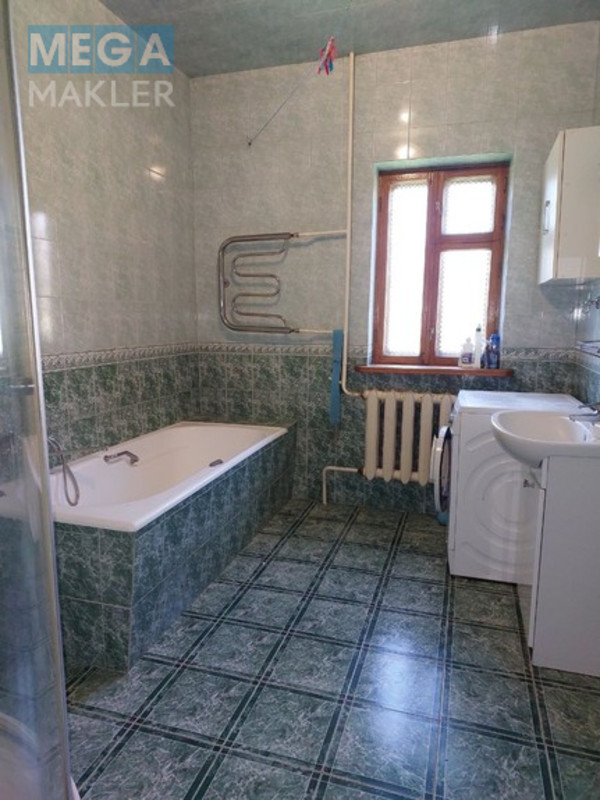 Продаж дома, 2 поверху, 350 кв.м, 5 кімнат, нормальне сост., ділянка 10 соток, <a class="location-link" href="/odessa/" title="Недвижимость Одеса">Одеса</a>, <a class="location-link" href="/odessa/kievskij/" title="Недвижимость Київський район">Київський р-н</a>, абрикосовая (изображение 18)