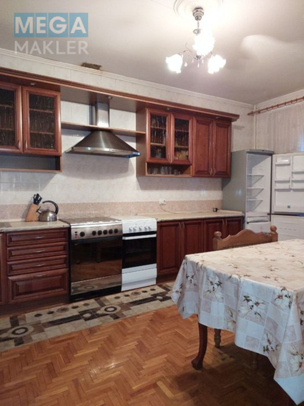 Продаж дома, 2 поверху, 350 кв.м, 5 кімнат, нормальне сост., ділянка 10 соток, <a class="location-link" href="/odessa/" title="Недвижимость Одеса">Одеса</a>, <a class="location-link" href="/odessa/kievskij/" title="Недвижимость Київський район">Київський р-н</a>, абрикосовая (изображение 24)