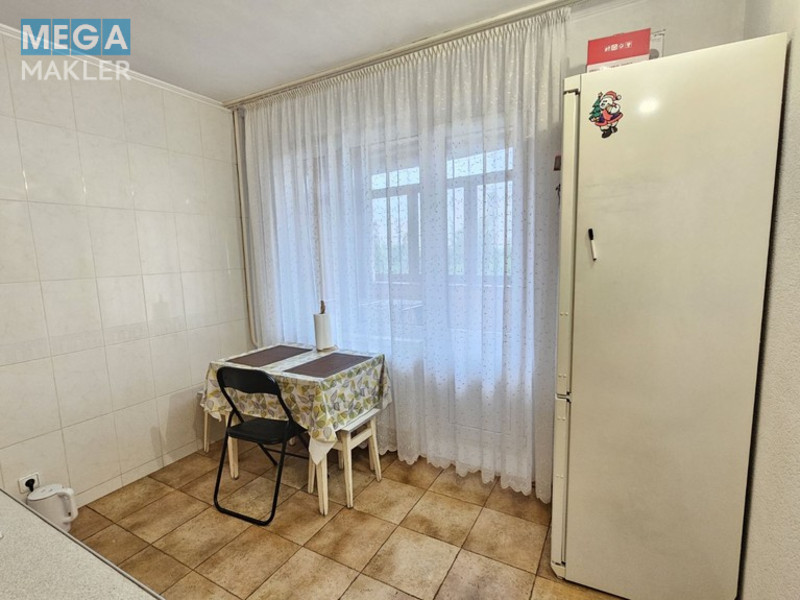 Продаж 1 кімнатної квартири (36/17/8), 4 пов. 16 пов. будинку, <a class="location-link" href="/kiev/" title="Недвижимость Київ">Київ</a>, <a class="location-link" href="/kiev/obolonskij/" title="Недвижимость Оболонський район">Оболонський р-н</a>, Зої Гайдай 12/10 ( <img src="https://megamakler.com.ua/metro/0000ff.gif" alt="" class="metro" /> м. Минская, 5 ) (изображение 7)