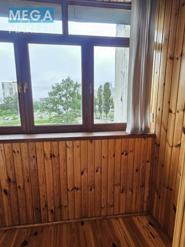 Продаж 1 кімнатної квартири (36/17/8), 4 пов. 16 пов. будинку, <a class="location-link" href="/kiev/" title="Недвижимость Київ">Київ</a>, <a class="location-link" href="/kiev/obolonskij/" title="Недвижимость Оболонський район">Оболонський р-н</a>, Зої Гайдай 12/10 ( <img src="https://megamakler.com.ua/metro/0000ff.gif" alt="" class="metro" /> м. Минская, 5 ) (изображение 19)