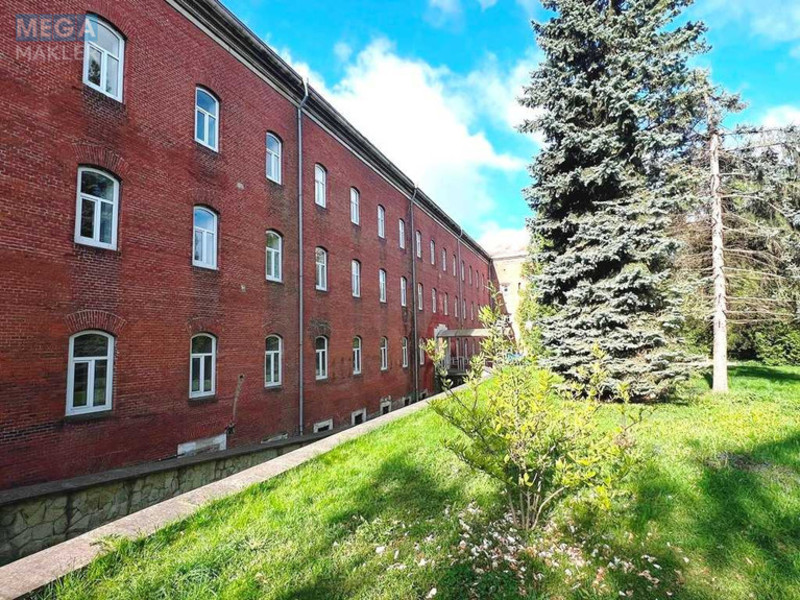 Оренда комерційної нерухомості, 330 кв.м, под офис, <a class="location-link" href="/lviv/" title="Недвижимость Львів">Львів</a>, <a class="location-link" href="/lviv/galickij/" title="Недвижимость Галицький район">Галицький р-н</a>, Грабовського, 11 (изображение 13)