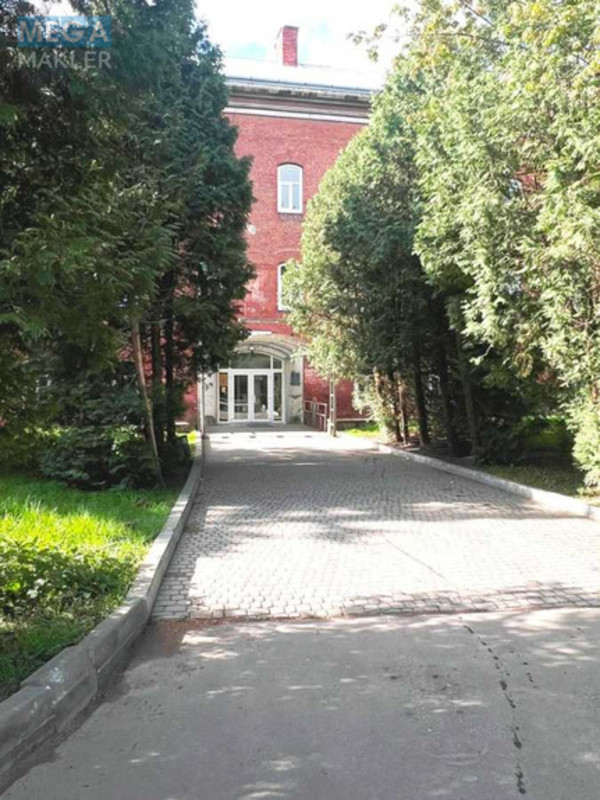 Оренда комерційної нерухомості, 330 кв.м, под офис, <a class="location-link" href="/lviv/" title="Недвижимость Львів">Львів</a>, <a class="location-link" href="/lviv/galickij/" title="Недвижимость Галицький район">Галицький р-н</a>, Грабовського, 11 (изображение 14)