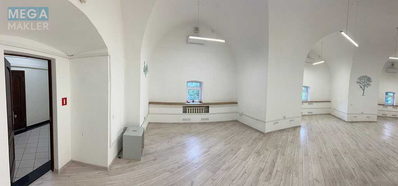 Оренда комерційної нерухомості, 330 кв.м, под офис, <a class="location-link" href="/lviv/" title="Недвижимость Львів">Львів</a>, <a class="location-link" href="/lviv/galickij/" title="Недвижимость Галицький район">Галицький р-н</a>, Грабовського, 11 (изображение 8)