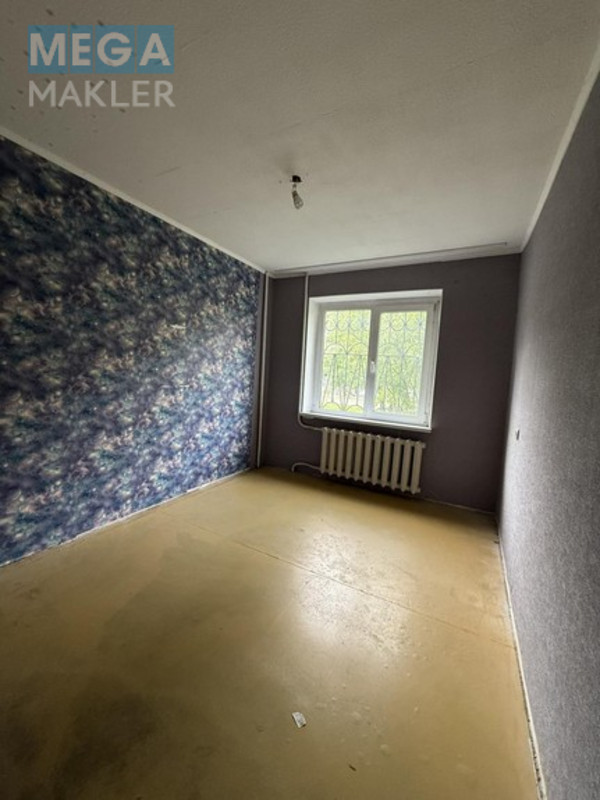 Продаж 3 кімнатної квартири (67/?/?), 1 пов. 9 пов. будинку, <a class="location-link" href="/dnepropetrovsk/" title="Недвижимость Дніпра">Дніпро</a>, <a class="location-link" href="/dnepropetrovsk/amur-nizhnedneprovskij/" title="Недвижимость Амур-Нижньодніпровський район">Амур-Нижньодніпровський р-н</a> (изображение 3)