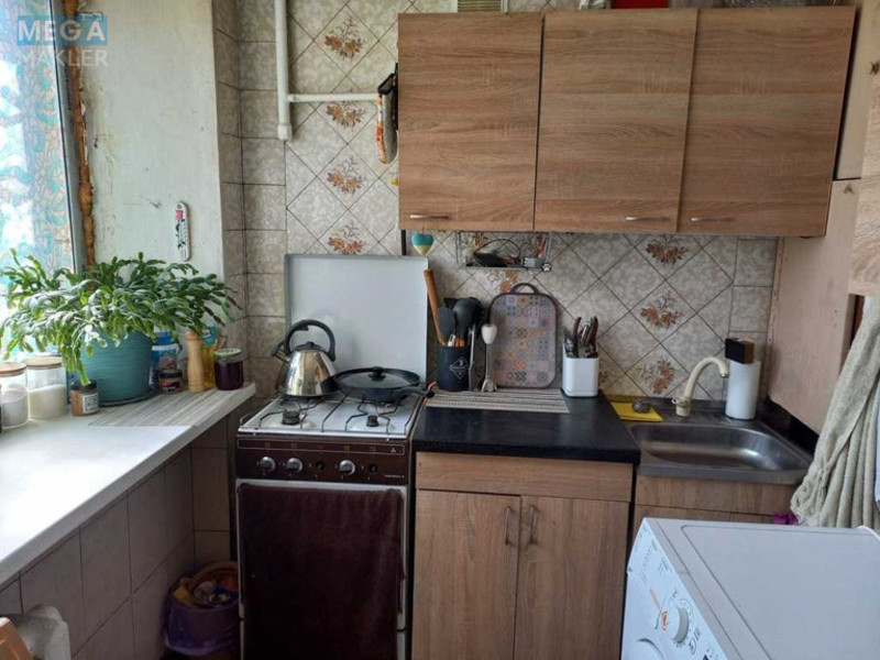 Продаж 2 кімнатної квартири (41/27/7), 1 пов. 9 пов. будинку, <a class="location-link" href="/kiev/" title="Недвижимость Київ">Київ</a>, <a class="location-link" href="/kiev/dneprovskij/" title="Недвижимость Дніпровський район">Дніпровський р-н</a>, Ентузіастів вул. (изображение 6)