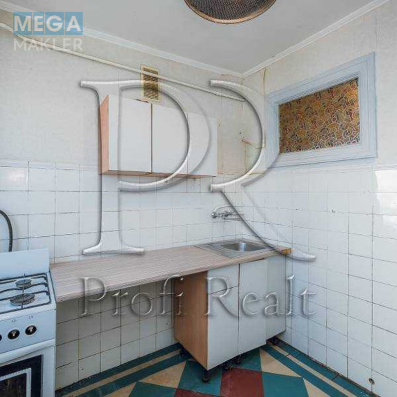 Продаж 2 кімнатної квартири (45/32/6), 5 пов. 5 пов. будинку, <a class="location-link" href="/kiev/" title="Недвижимость Київ">Київ</a>, <a class="location-link" href="/kiev/shevchenkovskij/" title="Недвижимость Шевченківський район">Шевченківський р-н</a>, Вавілових вулиця, 16/12 (изображение 2)