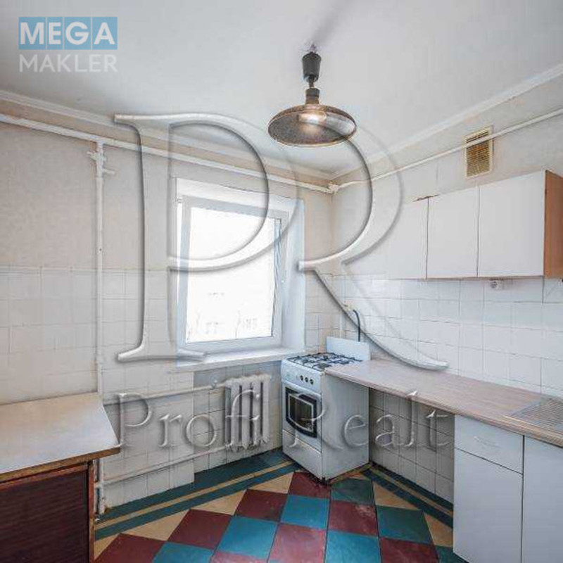 Продаж 2 кімнатної квартири (45/32/6), 5 пов. 5 пов. будинку, <a class="location-link" href="/kiev/" title="Недвижимость Київ">Київ</a>, <a class="location-link" href="/kiev/shevchenkovskij/" title="Недвижимость Шевченківський район">Шевченківський р-н</a>, Вавілових вулиця, 16/12 (изображение 3)