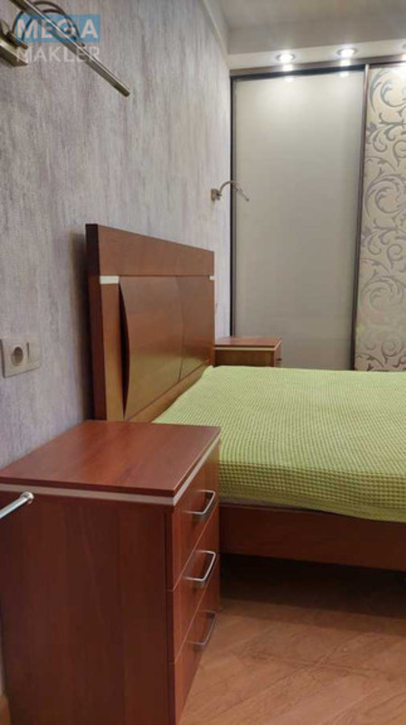 Продаж 3 кімнатної квартири (63/43/6), 5 пов. 9 пов. будинку, <a class="location-link" href="/kiev/" title="Недвижимость Київ">Київ</a>, <a class="location-link" href="/kiev/goloseevskij/" title="Недвижимость Голосіївський район">Голосіївський р-н</a>, Голосіївський просп., 128 (изображение 9)
