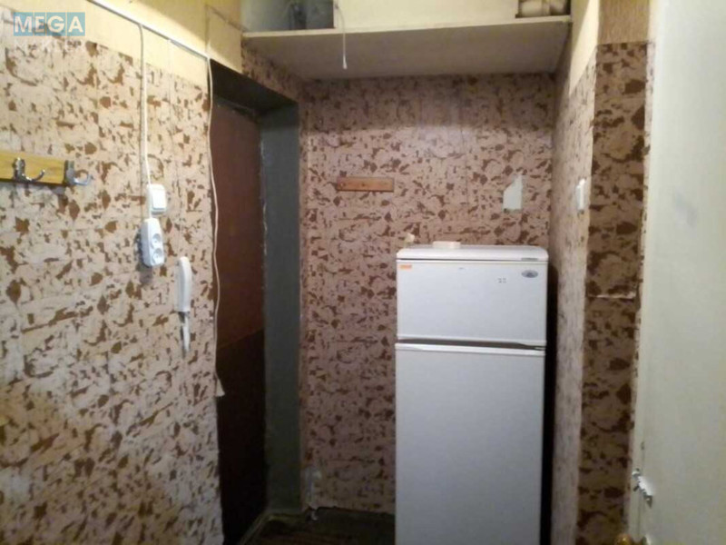 Оренда 1 кімнатної квартири, <a class="location-link" href="/kiev/" title="Недвижимость Київ">Київ</a>, <a class="location-link" href="/kiev/solomenskij/" title="Недвижимость Солом'янський район">Солом'янський р-н</a>, Новгородская ул., 4 (изображение 4)