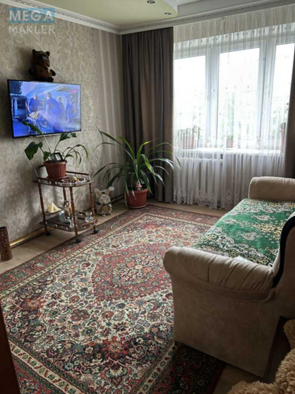 Продаж 3 кімнатної квартири (61/42/7), 8 пов. 9 пов. будинку, <a class="location-link" href="/kiev/" title="Недвижимость Київ">Київ</a>, <a class="location-link" href="/kiev/desnyanskij/" title="Недвижимость Деснянський район">Деснянський р-н</a>, Шолом-Алейхема вул., 16 (изображение 10)