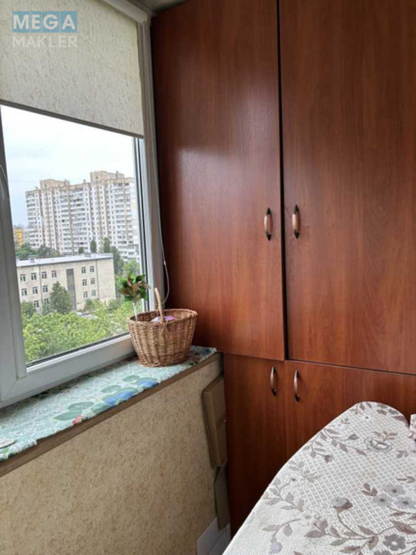 Продаж 3 кімнатної квартири (61/42/7), 8 пов. 9 пов. будинку, <a class="location-link" href="/kiev/" title="Недвижимость Київ">Київ</a>, <a class="location-link" href="/kiev/desnyanskij/" title="Недвижимость Деснянський район">Деснянський р-н</a>, Шолом-Алейхема вул., 16 (изображение 11)
