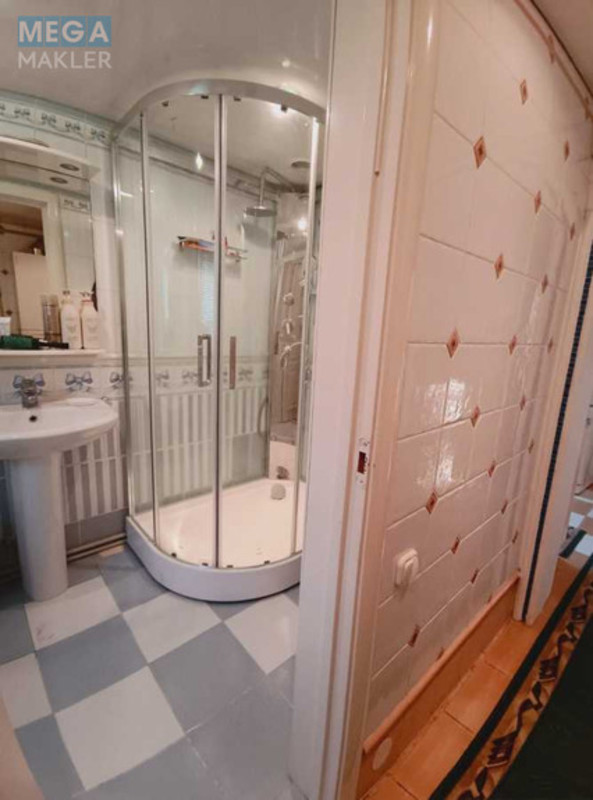 Продаж дома, 2 поверху, 112 кв.м, 5 кімнат, ділянка 10 соток, <a class="location-link" href="/vasilkov/" title="Недвижимость Васильків">Васильків</a>, Гастелло (изображение 9)