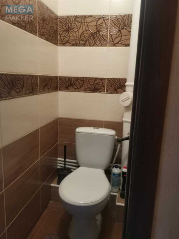 Продаж 3 кімнатної квартири (70/42/8), 9 пов. 9 пов. будинку, <a class="location-link" href="/vasilkov/" title="Недвижимость Васильків">Васильків</a>, Гагарина, 1 (изображение 6)