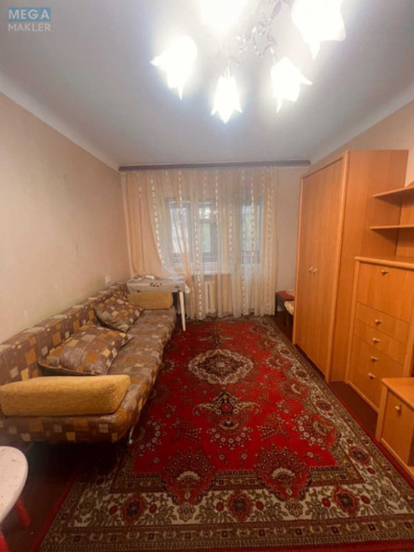 Продаж 3 кімнатної квартири (55/?/5), 3 пов. 5 пов. будинку, <a class="location-link" href="/kiev/" title="Недвижимость Київ">Київ</a>, <a class="location-link" href="/kiev/darnickij/" title="Недвижимость Дарницький район">Дарницький р-н</a>, Юрия Пасхалина ул. (изображение 4)