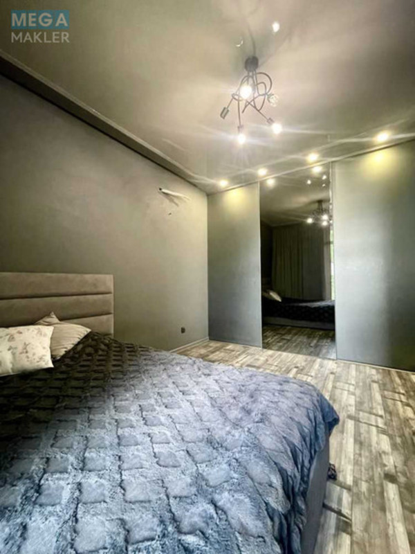 Продаж 1 кімнатної квартири (33/?/10), 8 пов. 19 пов. будинку, <a class="location-link" href="/kiev/" title="Недвижимость Київ">Київ</a>, <a class="location-link" href="/kiev/goloseevskij/" title="Недвижимость Голосіївський район">Голосіївський р-н</a>, Ракетная ул. (изображение 8)