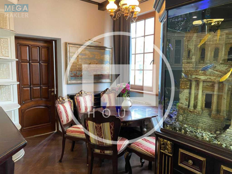 Оренда 3 кімнатної квартири, <a class="location-link" href="/kiev/" title="Недвижимость Київ">Київ</a>, <a class="location-link" href="/kiev/shevchenkovskij/" title="Недвижимость Шевченківський район">Шевченківський р-н</a>, Саксаганського вул., 121 (изображение 4)