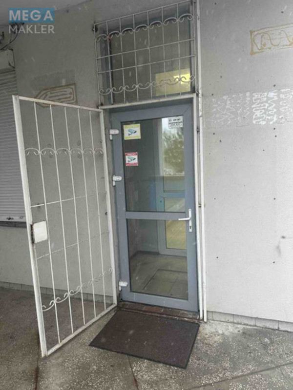 Оренда комерційної нерухомості, 32 кв.м, под магазин, <a class="location-link" href="/kiev/" title="Недвижимость Київ">Київ</a>, <a class="location-link" href="/kiev/darnickij/" title="Недвижимость Дарницький район">Дарницький р-н</a>, Олександра Мишуги вул., 9а (изображение 7)