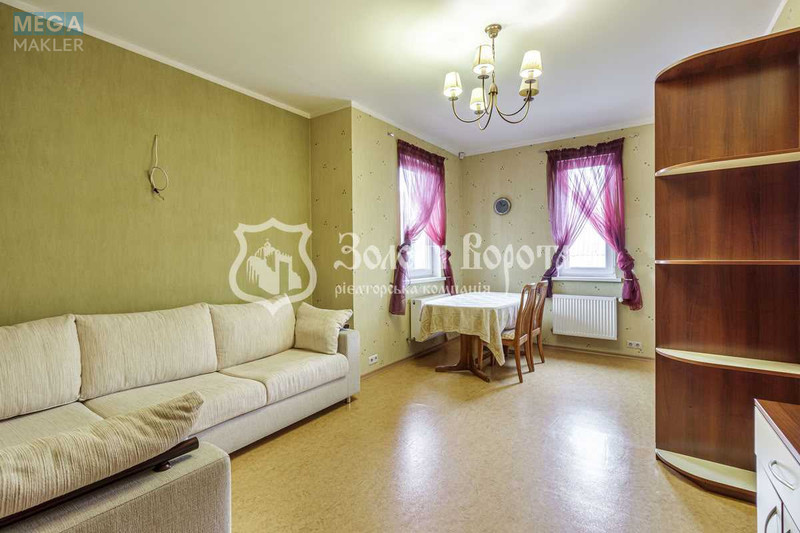 Продаж дома, 3&nbsp;поверху, 370&nbsp;кв.м, 4&nbsp;кімнати, ділянка 5&nbsp;соток, <a class="location-link" href="/kiev/" title="Недвижимость Київ">Київ</a>, <a class="location-link" href="/kiev/svyatoshinskij/" title="Недвижимость Святошинський район">Святошинський р-н</a>, Збруцька вул., 5 (изображение 12)