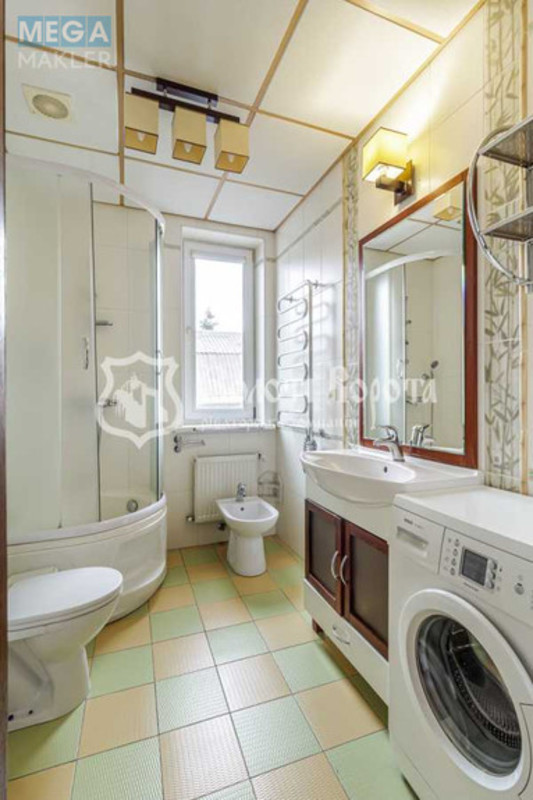 Продаж дома, 3&nbsp;поверху, 370&nbsp;кв.м, 4&nbsp;кімнати, ділянка 5&nbsp;соток, <a class="location-link" href="/kiev/" title="Недвижимость Київ">Київ</a>, <a class="location-link" href="/kiev/svyatoshinskij/" title="Недвижимость Святошинський район">Святошинський р-н</a>, Збруцька вул., 5 (изображение 15)