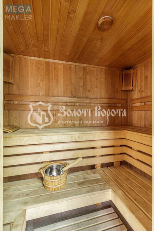 Продаж дома, 3&nbsp;поверху, 370&nbsp;кв.м, 4&nbsp;кімнати, ділянка 5&nbsp;соток, <a class="location-link" href="/kiev/" title="Недвижимость Київ">Київ</a>, <a class="location-link" href="/kiev/svyatoshinskij/" title="Недвижимость Святошинський район">Святошинський р-н</a>, Збруцька вул., 5 (изображение 18)