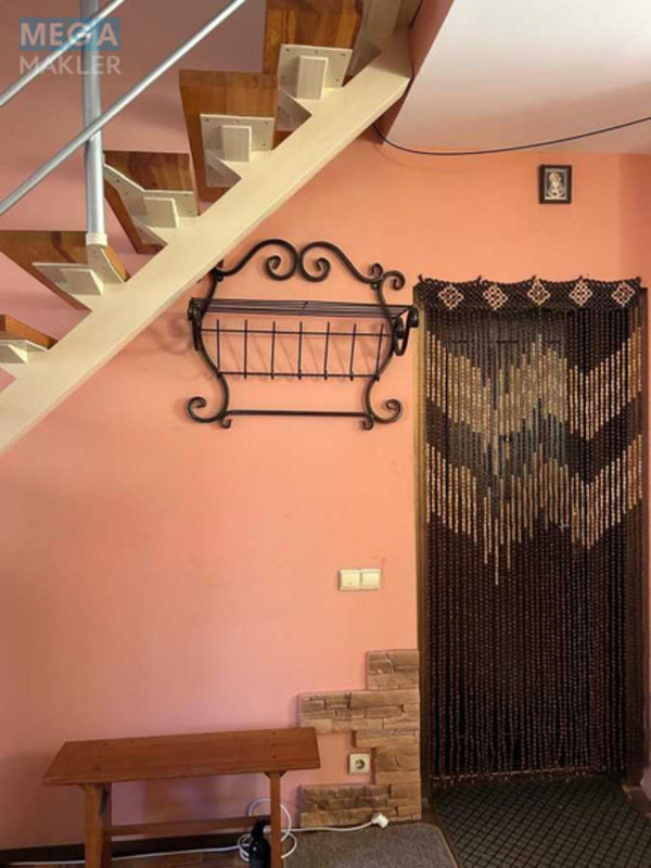 Продаж дома, 2 поверху, 60 кв.м, 3 кімнати, ділянка 6 соток, <a class="location-link" href="/kiev/" title="Недвижимость Київ">Київ</a>, <a class="location-link" href="/kiev/darnickij/" title="Недвижимость Дарницький район">Дарницький р-н</a>, 7-а Ентузіастів вул. (изображение 6)