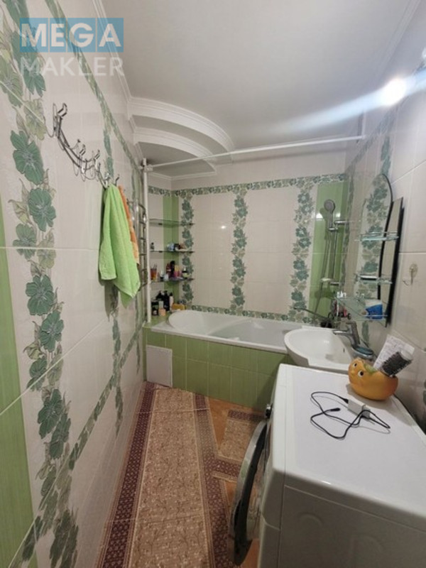 Продаж 4 кімнатної квартири (98/58/10), 17 пов. 22 пов. будинку, <a class="location-link" href="/kiev/" title="Недвижимость Київ">Київ</a>, <a class="location-link" href="/kiev/desnyanskij/" title="Недвижимость Деснянський район">Деснянський р-н</a>, Оноре Де Бальзака 4 А (изображение 6)