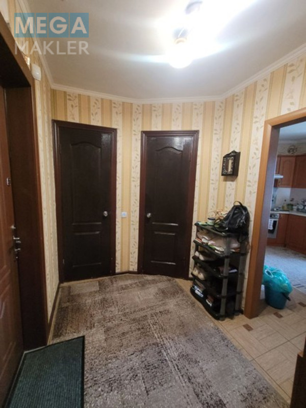 Продаж 4 кімнатної квартири (98/58/10), 17 пов. 22 пов. будинку, <a class="location-link" href="/kiev/" title="Недвижимость Київ">Київ</a>, <a class="location-link" href="/kiev/desnyanskij/" title="Недвижимость Деснянський район">Деснянський р-н</a>, Оноре Де Бальзака 4 А (изображение 8)