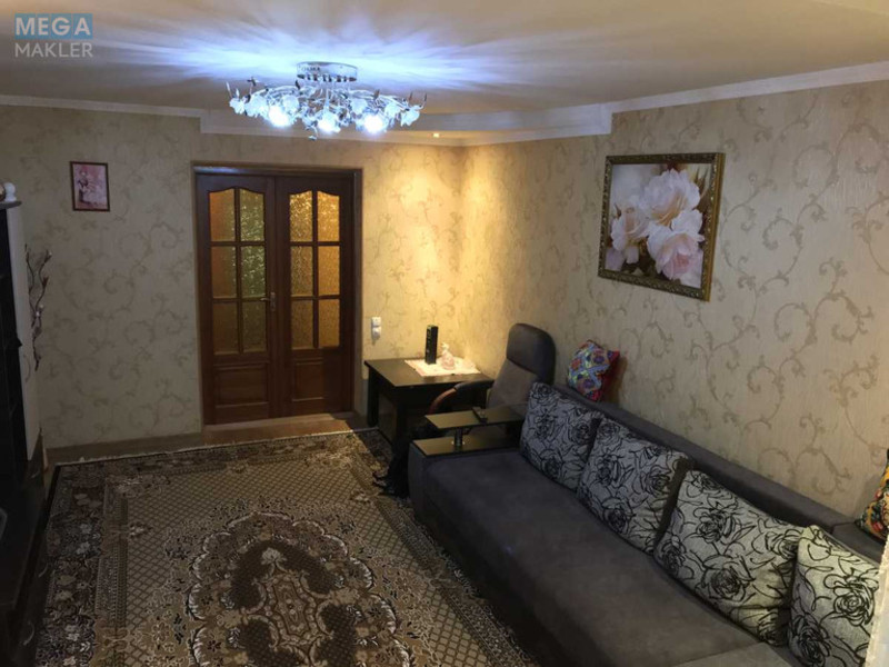 Продаж 2 кімнатної квартири (51/30/6), 5 пов. 5 пов. будинку, <a class="location-link" href="/komsomolsk/" title="Недвижимость Комсомольськ">Комсомольськ</a>, Добровольського, 67 (изображение 2)
