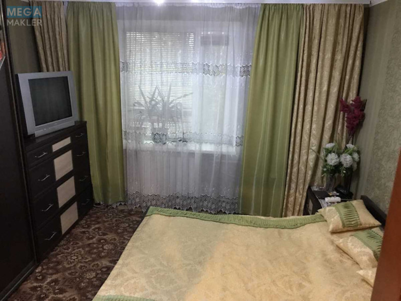 Продаж 2 кімнатної квартири (51/30/6), 5 пов. 5 пов. будинку, <a class="location-link" href="/komsomolsk/" title="Недвижимость Комсомольськ">Комсомольськ</a>, Добровольського, 67 (изображение 5)