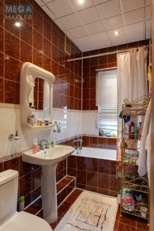 Продаж дома, 2 поверху, 310 кв.м, 5 кімнат, ділянка 13 соток, <a class="location-link" href="/gnedin/" title="Недвижимость Гнідін">Гнідин</a>, Мешкова, 39 (изображение 10)
