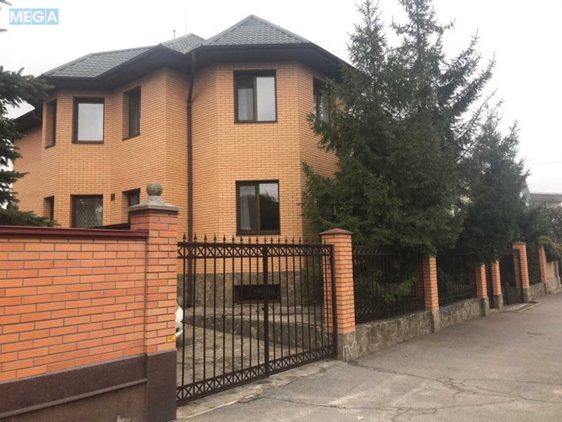 Продаж дома, 3&nbsp;поверху, 438&nbsp;кв.м, 6&nbsp;кімнат, ділянка 9&nbsp;соток, <a class="location-link" href="/kiev/" title="Недвижимость Київ">Київ</a>, <a class="location-link" href="/kiev/obolonskij/" title="Недвижимость Оболонський район">Оболонський р-н</a>, Богатырская ул., 30А (изображение 2)