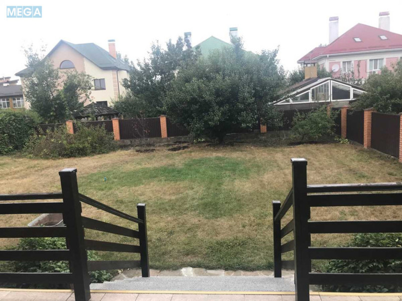 Продаж дома, 3&nbsp;поверху, 438&nbsp;кв.м, 6&nbsp;кімнат, ділянка 9&nbsp;соток, <a class="location-link" href="/kiev/" title="Недвижимость Київ">Київ</a>, <a class="location-link" href="/kiev/obolonskij/" title="Недвижимость Оболонський район">Оболонський р-н</a>, Богатырская ул., 30А (изображение 4)