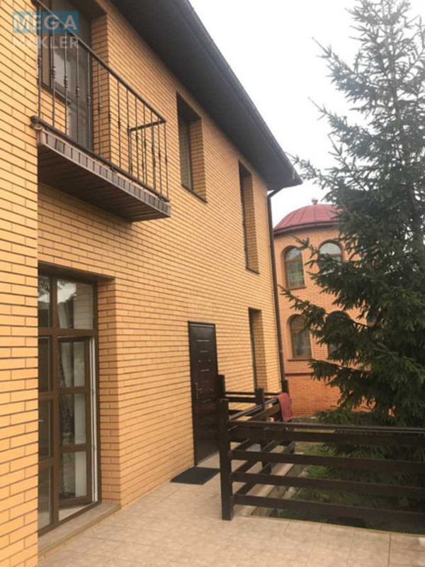 Продаж дома, 3&nbsp;поверху, 438&nbsp;кв.м, 6&nbsp;кімнат, ділянка 9&nbsp;соток, <a class="location-link" href="/kiev/" title="Недвижимость Київ">Київ</a>, <a class="location-link" href="/kiev/obolonskij/" title="Недвижимость Оболонський район">Оболонський р-н</a>, Богатырская ул., 30А (изображение 5)