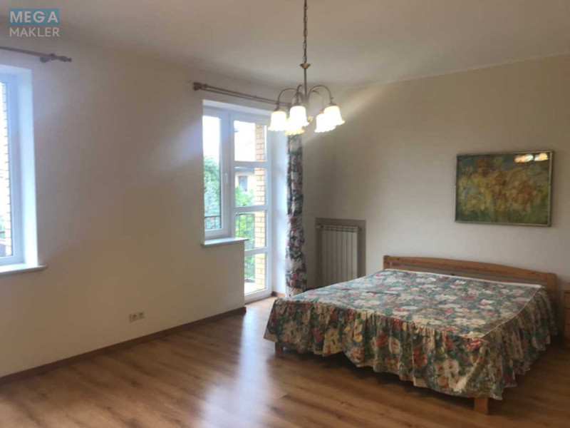 Продаж дома, 3&nbsp;поверху, 438&nbsp;кв.м, 6&nbsp;кімнат, ділянка 9&nbsp;соток, <a class="location-link" href="/kiev/" title="Недвижимость Київ">Київ</a>, <a class="location-link" href="/kiev/obolonskij/" title="Недвижимость Оболонський район">Оболонський р-н</a>, Богатырская ул., 30А (изображение 15)