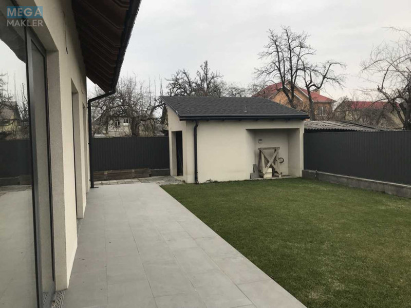 Продаж дома, 2&nbsp;поверху, 340&nbsp;кв.м, 5&nbsp;кімнат, ділянка 6&nbsp;соток, <a class="location-link" href="/kiev/" title="Недвижимость Київ">Київ</a>, <a class="location-link" href="/kiev/solomenskij/" title="Недвижимость Солом'янський район">Солом'янський р-н</a>, Зеленая ул. (изображение 5)