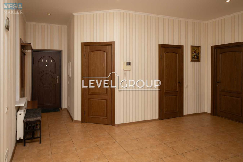 Продаж 3 кімнатної квартири (125/75/17), 8 пов. 26 пов. будинку, <a class="location-link" href="/kiev/" title="Недвижимость Київ">Київ</a>, <a class="location-link" href="/kiev/pecherskij/" title="Недвижимость Печерський район">Печерський р-н</a>, Евгения Коновальца ул., 36в (изображение 3)